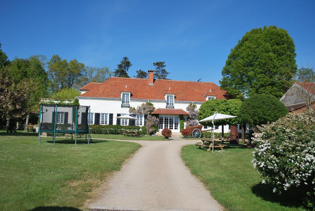 Domaine Les Gandins Bed & Breakfast Saint-Germain-de-Salles Ngoại thất bức ảnh