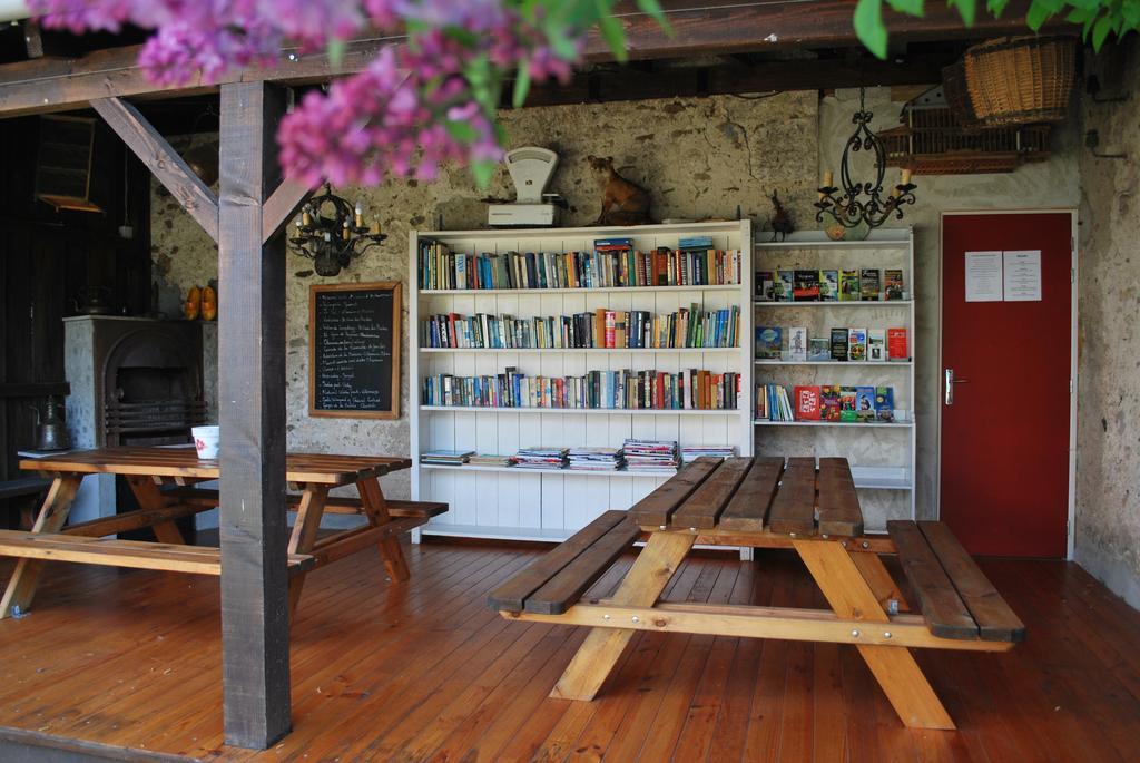 Domaine Les Gandins Bed & Breakfast Saint-Germain-de-Salles Ngoại thất bức ảnh