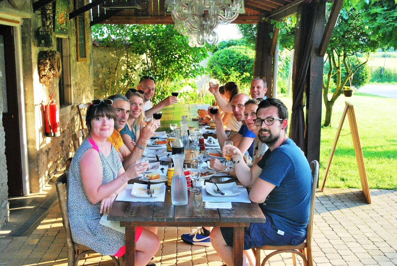 Domaine Les Gandins Bed & Breakfast Saint-Germain-de-Salles Ngoại thất bức ảnh