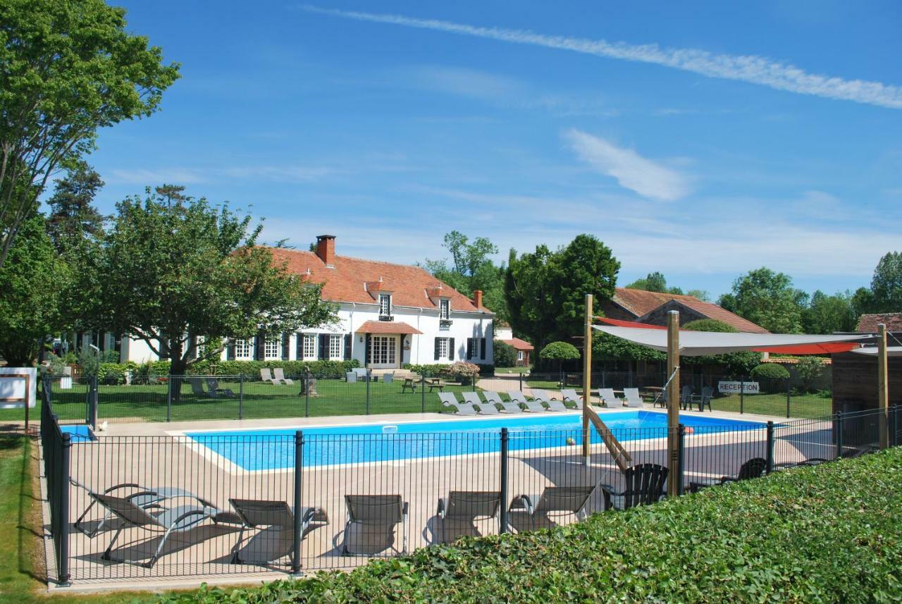 Domaine Les Gandins Bed & Breakfast Saint-Germain-de-Salles Ngoại thất bức ảnh